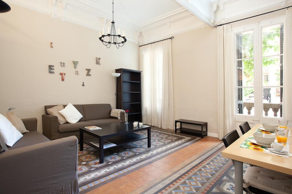 Modernist Apartment Барселона Номер фото