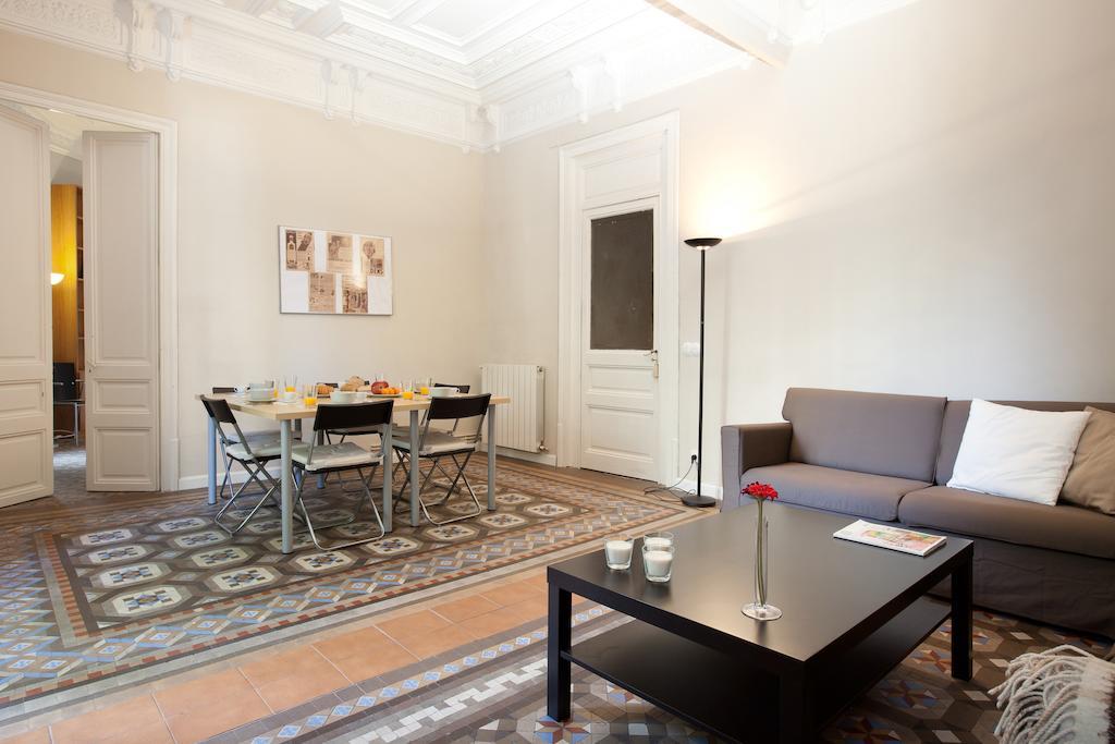 Modernist Apartment Барселона Номер фото