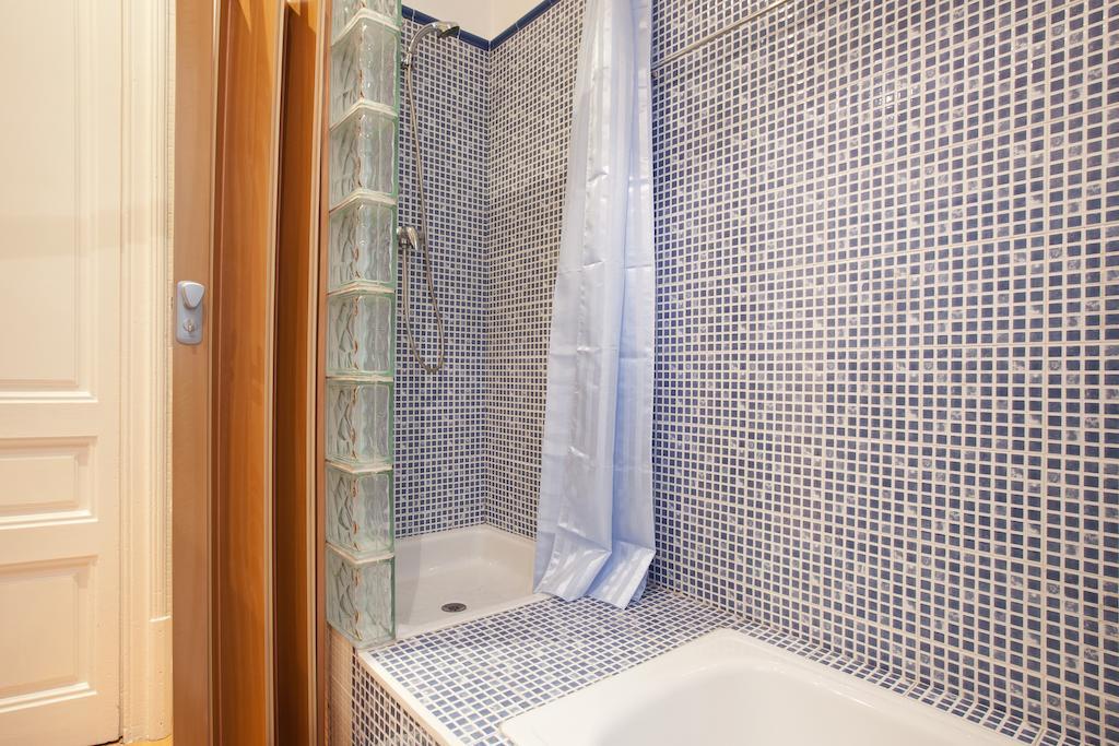 Modernist Apartment Барселона Номер фото